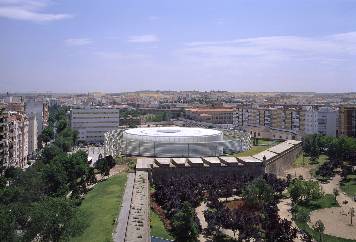 Badajoz Conference Centre and Auditorium is part of a revitalization project for the San Rogue fortress