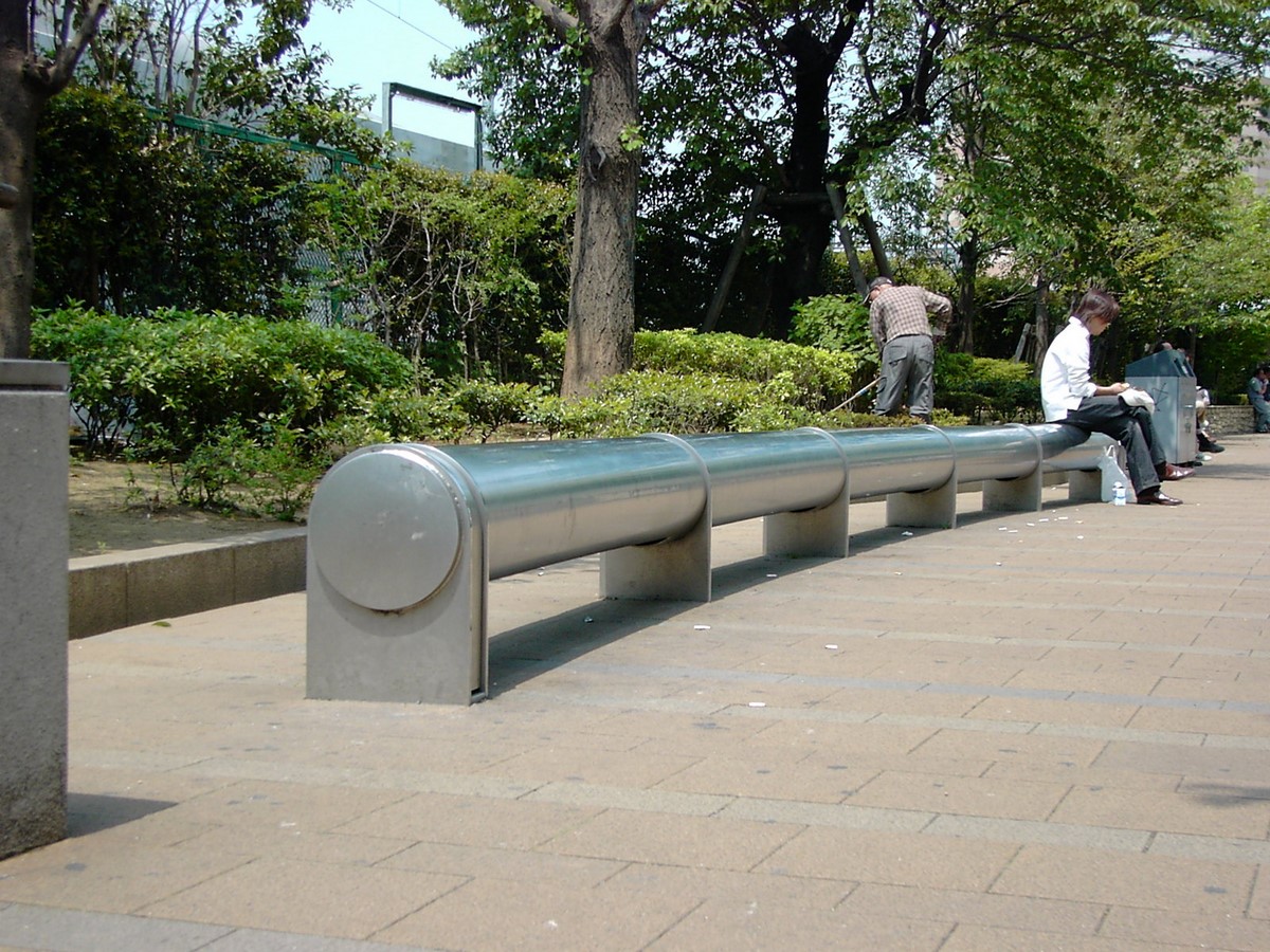 is-hostile-architecture-the-answer-to-public-spaces-anabata