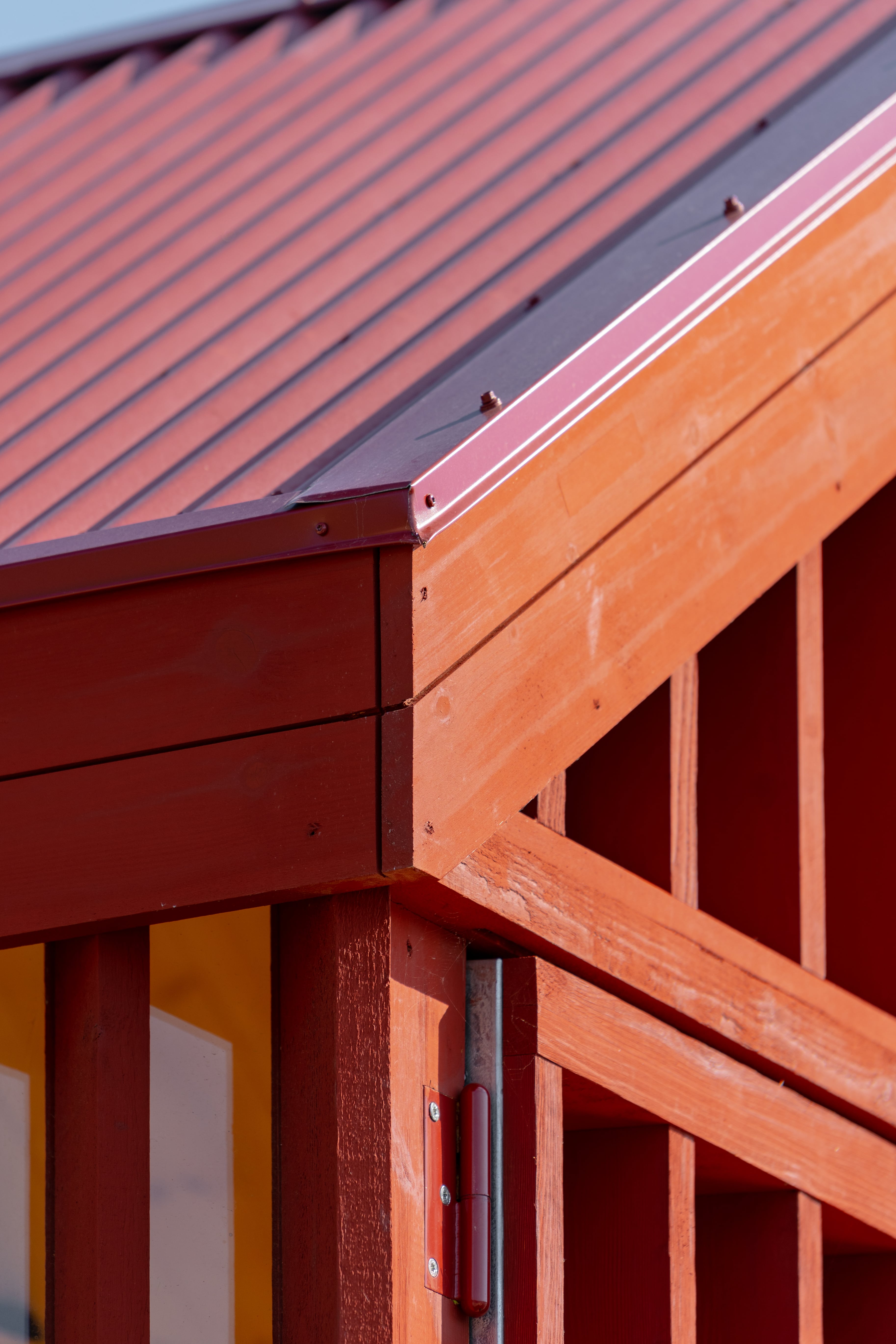 Badehus' tin roof is also painted red to further strengthen its volume experience