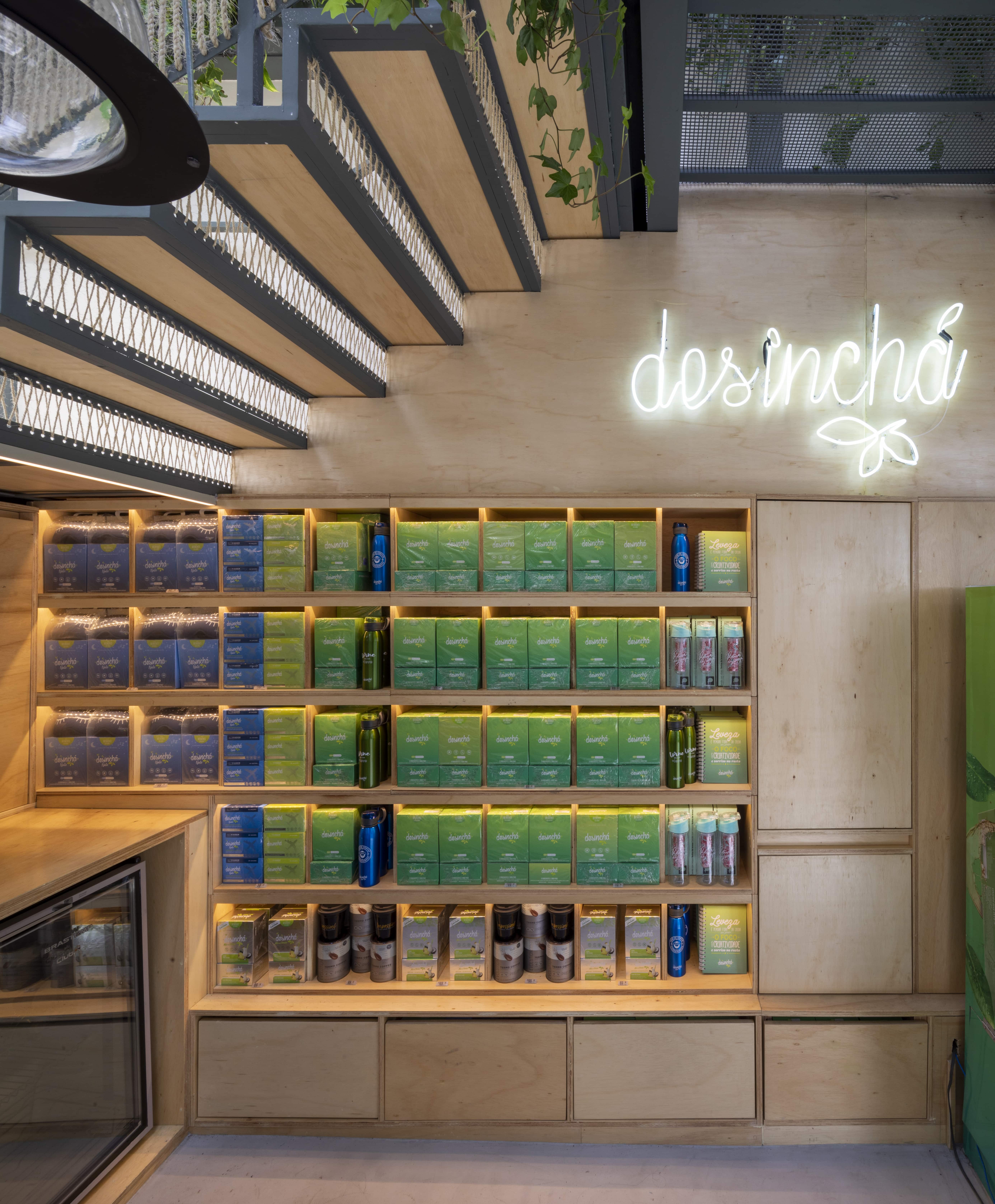 Every corner of Desinchá Flagship is optimally utilized for storage