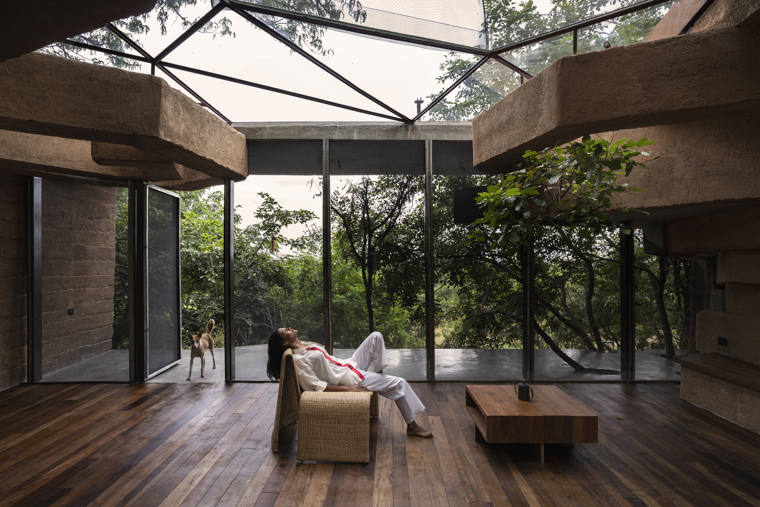 The Interior of Chuzi House in India