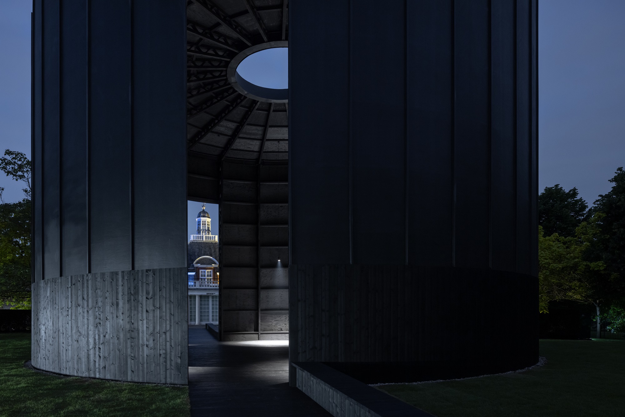 21st Serpentine Pavilion Officially Released, Featuring Theaster Gates' "Black Chapel"