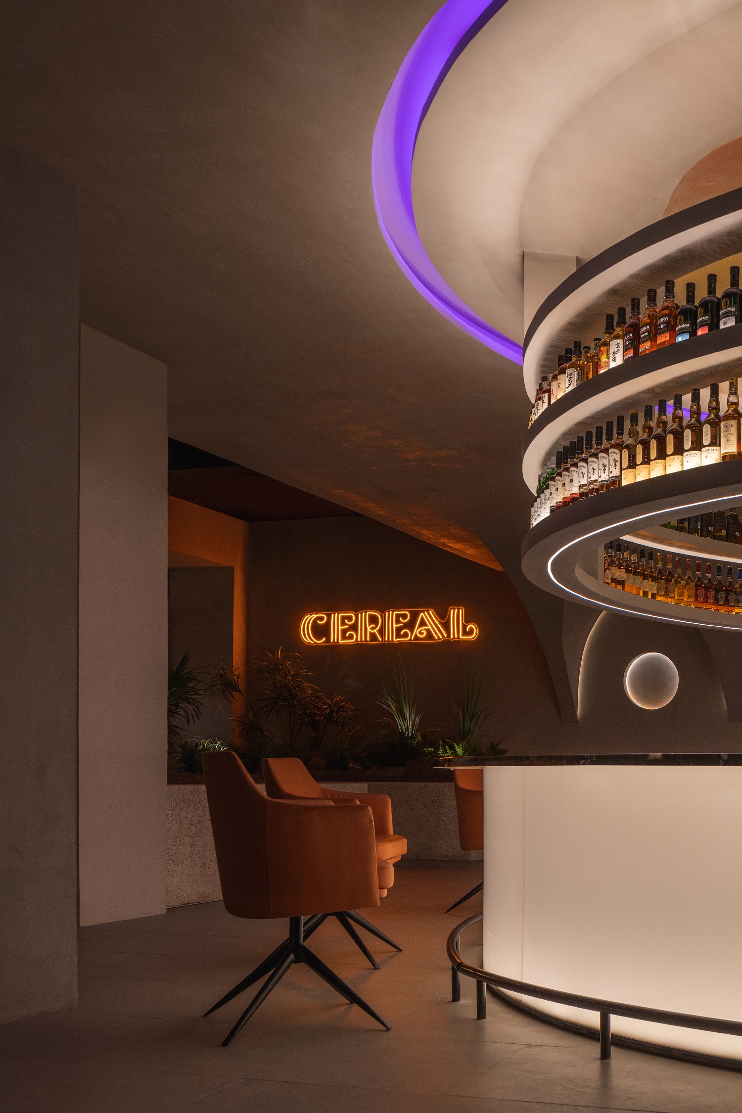 Cereal Whisky Bar: Like a Valley but also Like a City