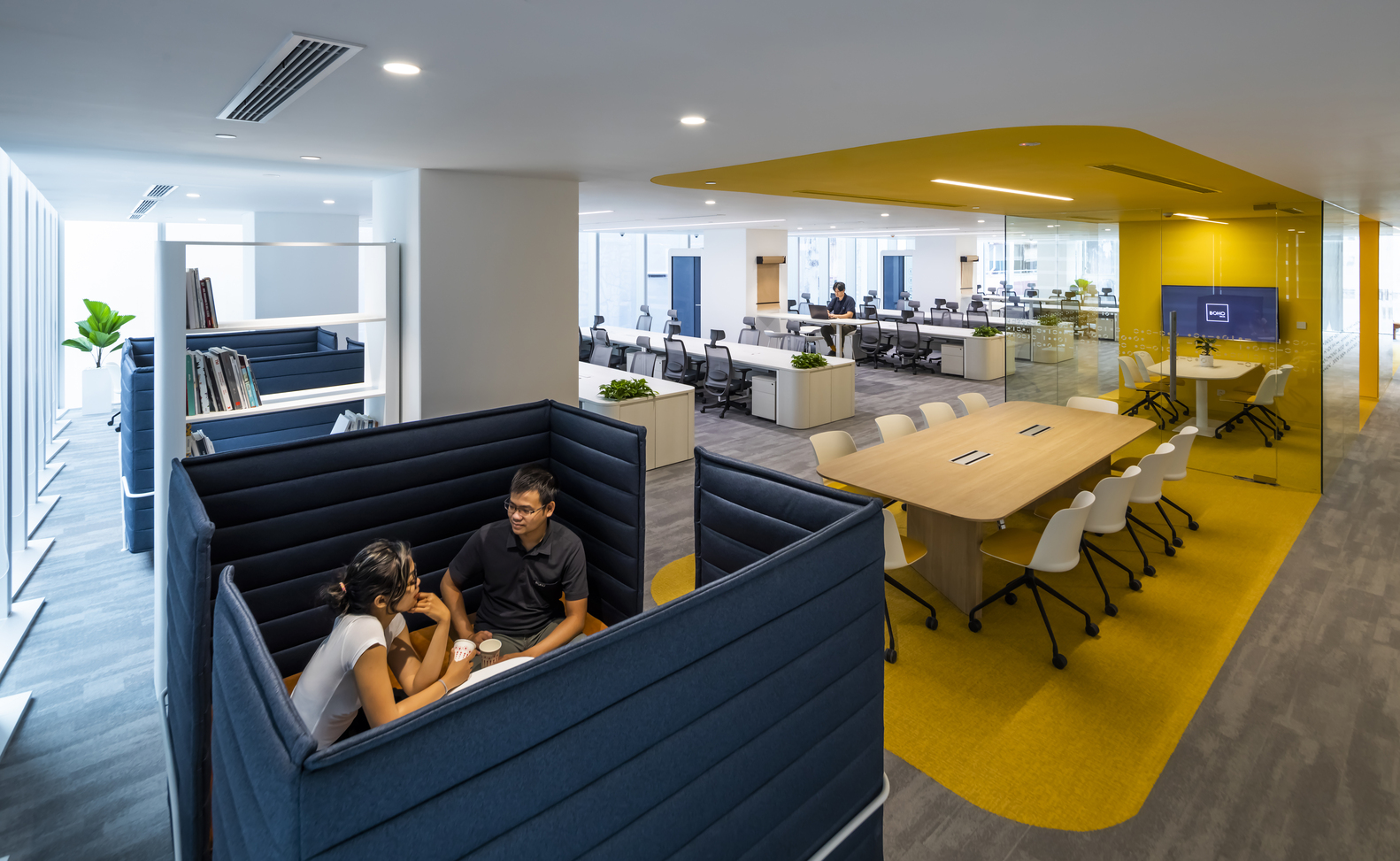Anti-Boring Minimalist Interior Concept for Office Buildings