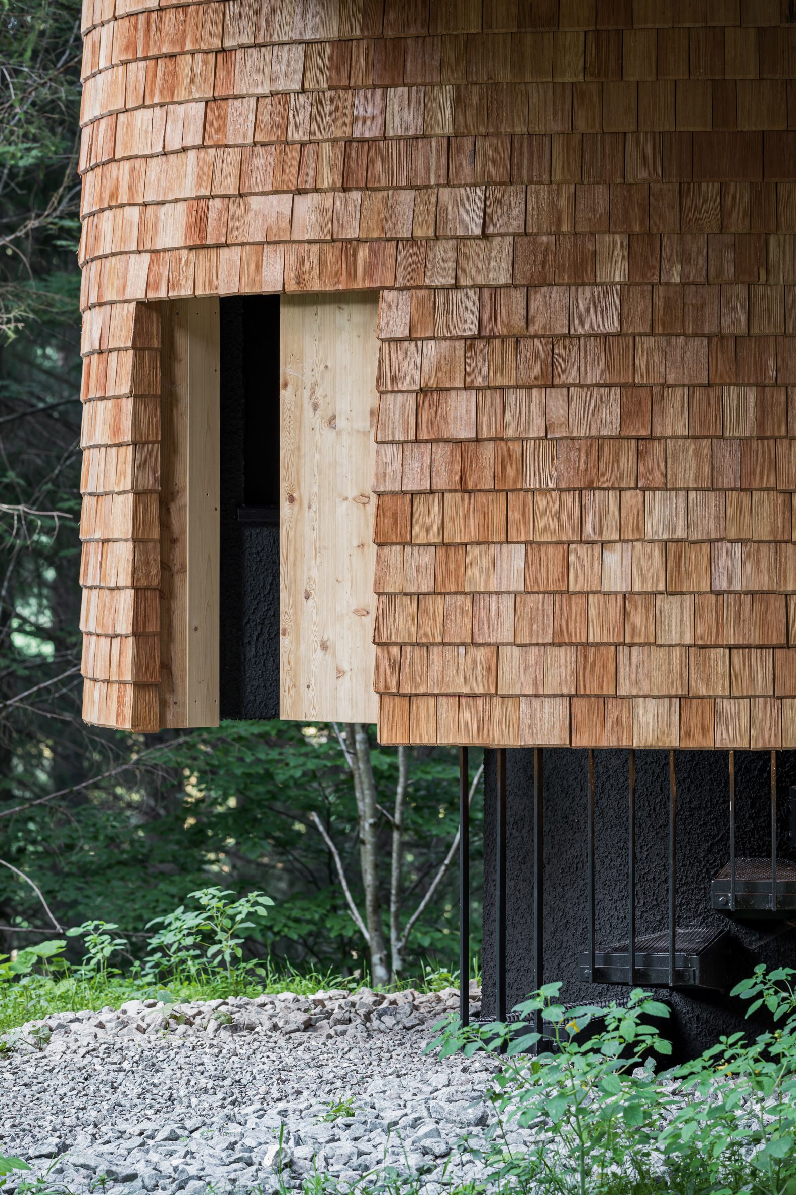 The exterior of Bert uses a layered wooden board material