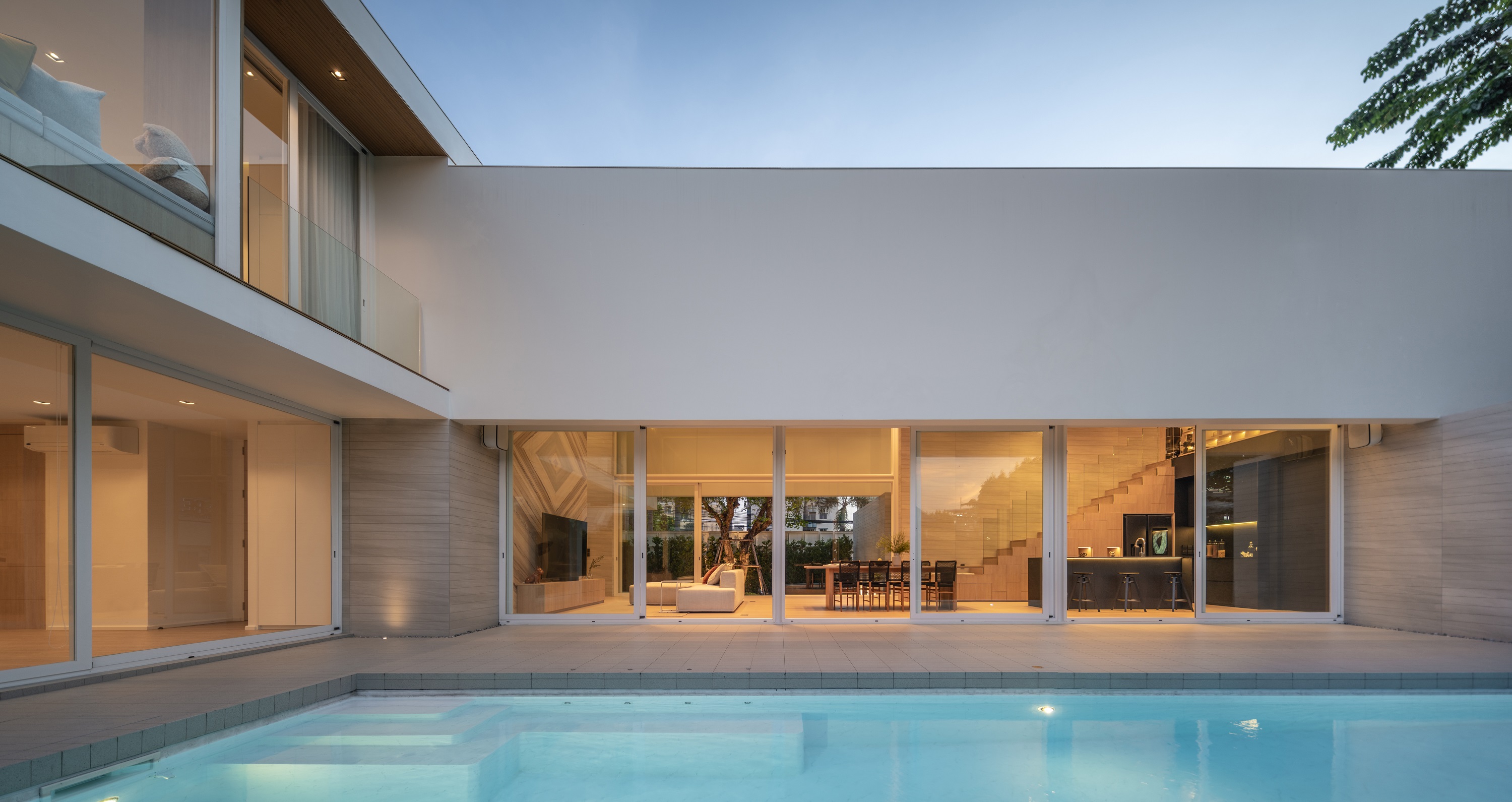 View from the pool of TJ House, Photo by SkyGround architectural film & photography